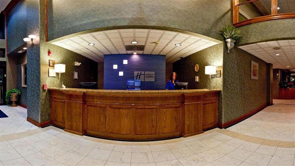 Holiday Inn Express North Тилер Екстериор снимка