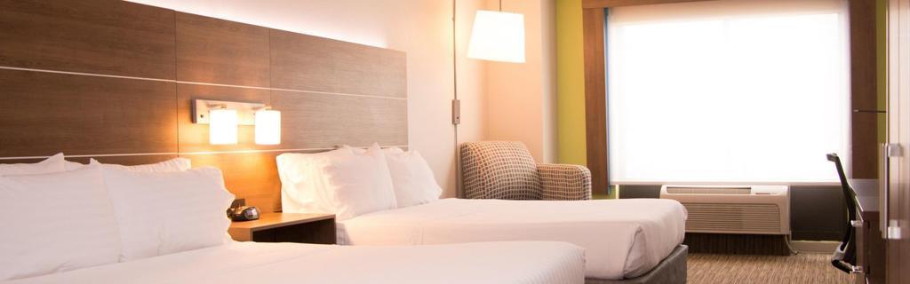 Holiday Inn Express North Тилер Екстериор снимка