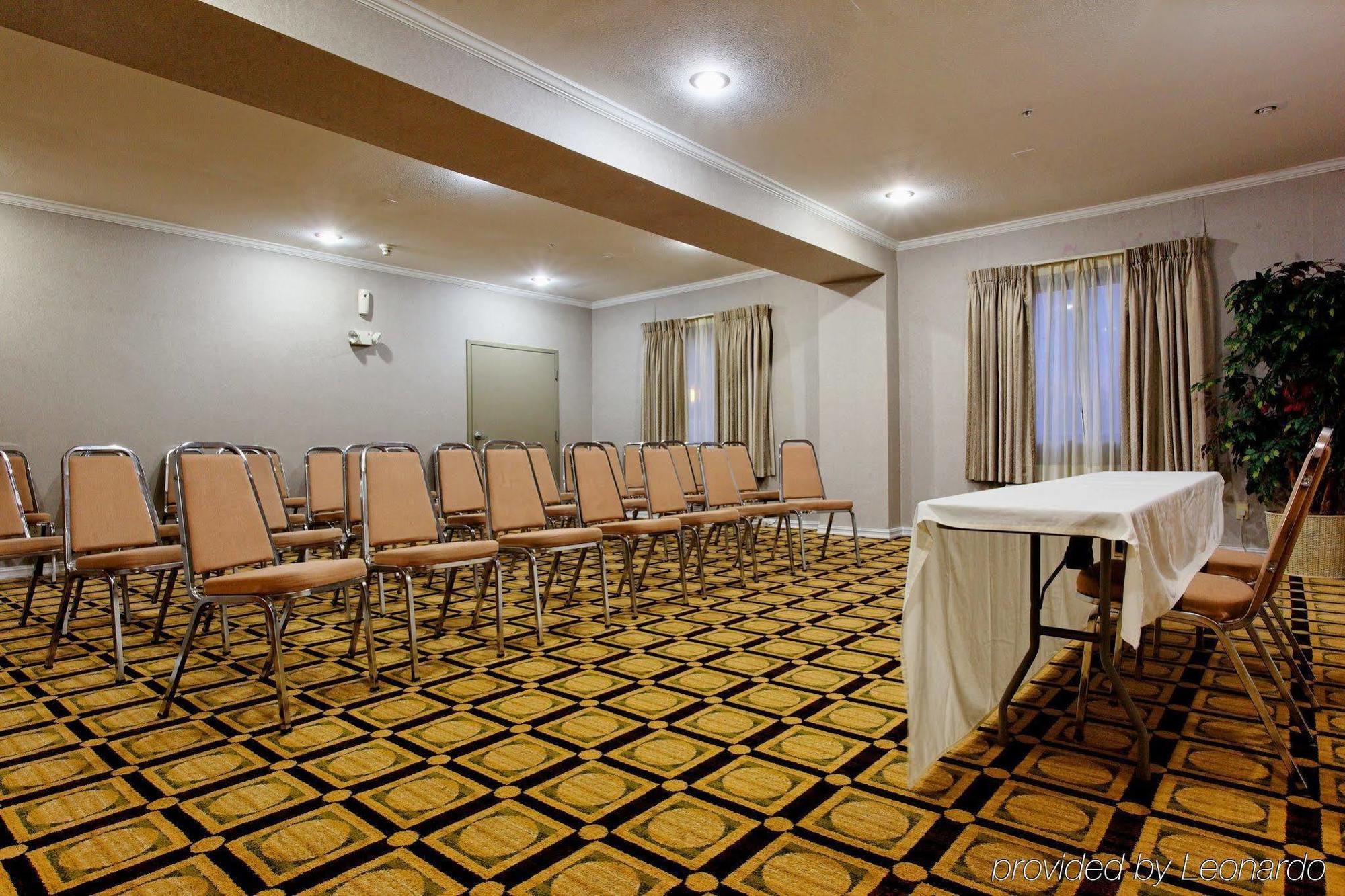 Holiday Inn Express North Тилер Екстериор снимка