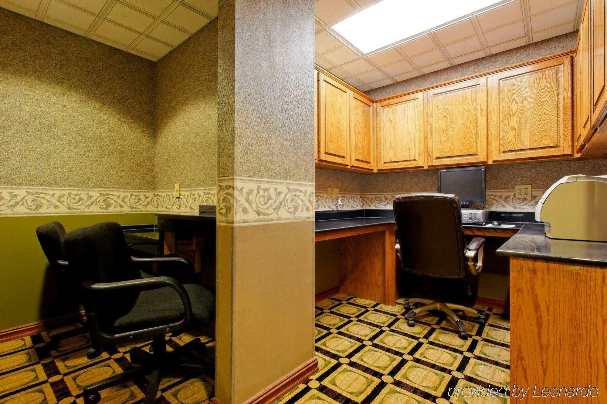 Holiday Inn Express North Тилер Екстериор снимка