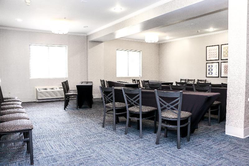 Holiday Inn Express North Тилер Екстериор снимка